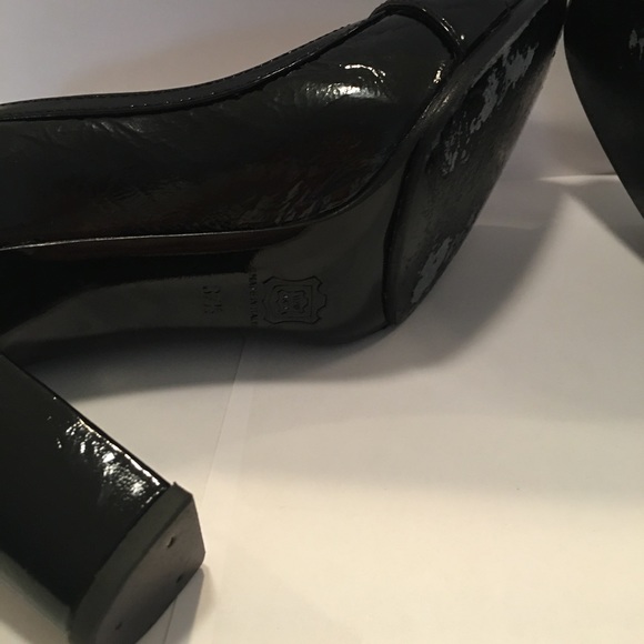 Bruno Frisoni Designer Black Patent Leather Heels - Picture 8 of 9